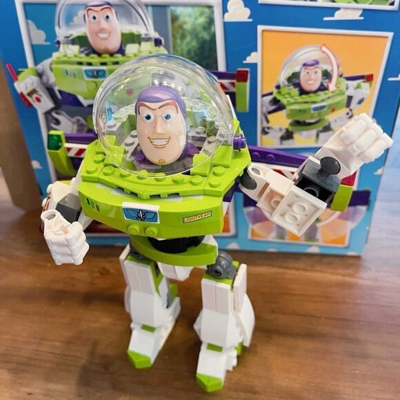 Retired Lego Construct-a-Buzz Set # 7592 - Picture 6 of 11